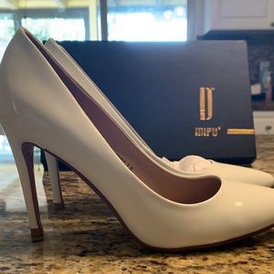 Meet your Posher, Dunia